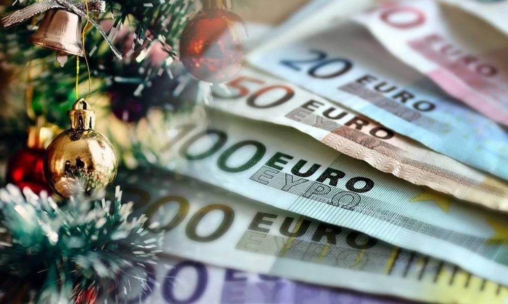 ΓΣΕΕ-Δώρο Χριστουγέννων: Τι ισχύει για διάφορες κατηγορίες εργαζομένων